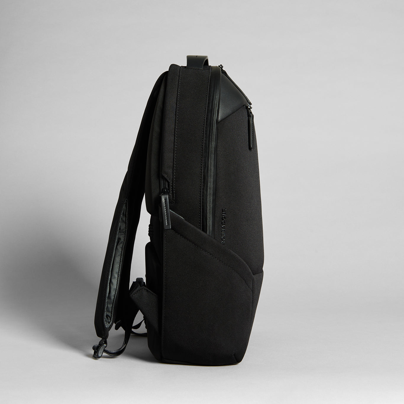 Apex 3.0 Backpack 25L - iGadget